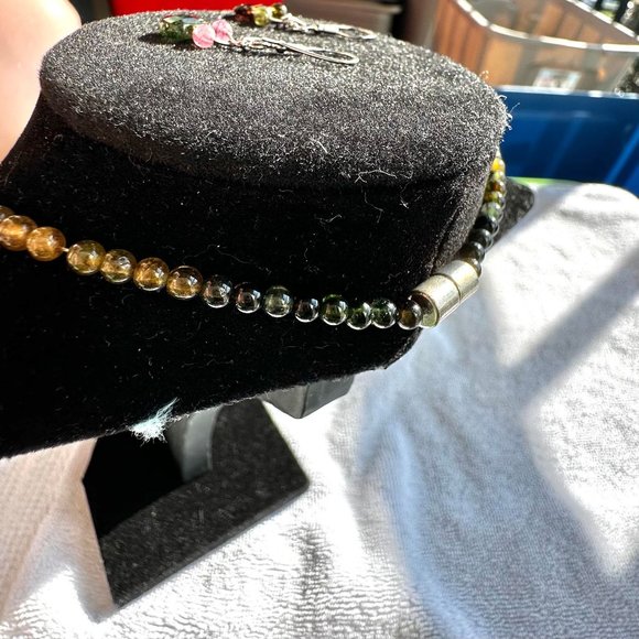 16" Purple and Green  Natural Tourmaline Crystal Necklace and Matching Earrings - Picture 9 of 13